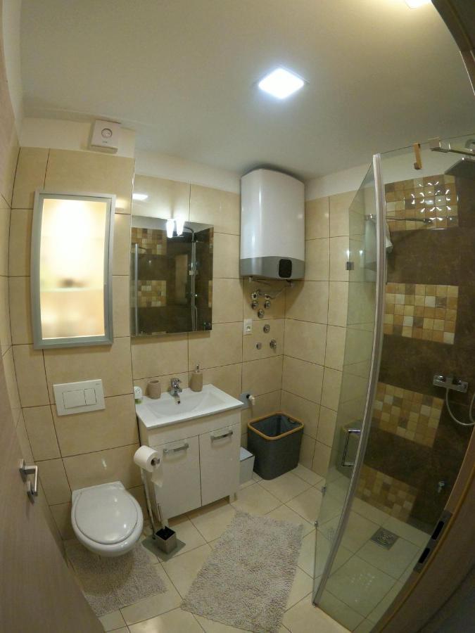 Apartment Natalia Valbandon Екстериор снимка